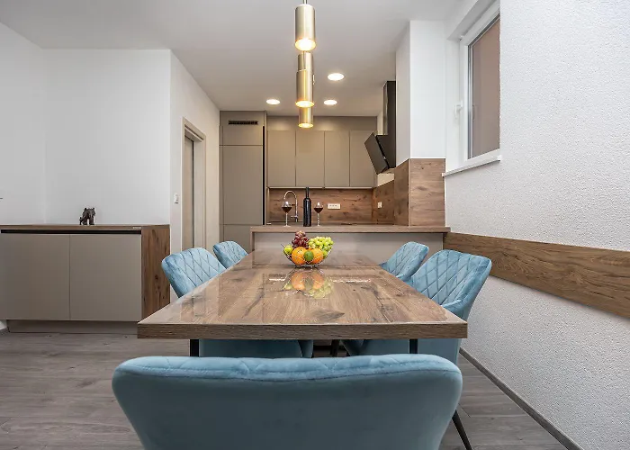 Komplett Renoviertes Nur 500 Meter Zum Mit Grill, Smart-tv, Waeschetrockner